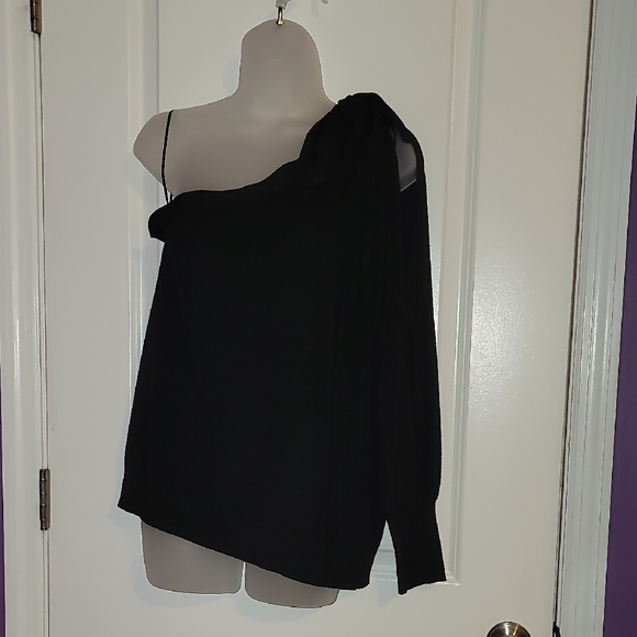 Sofia by Sofia Vergara One-Shoulder Black Top With Shoulder Tie Sz: 2x - Picture 3 of 9